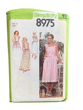 Vintage Simplicity 8975 Sewing Pattern 1970s Misses Dress Apron Size 12